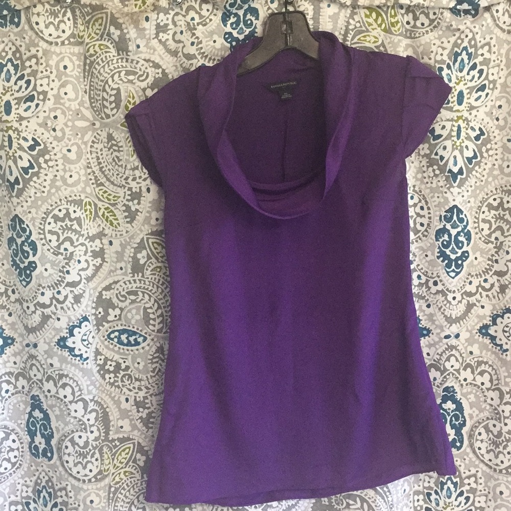 Cowl neck cap sleeved banana republic top